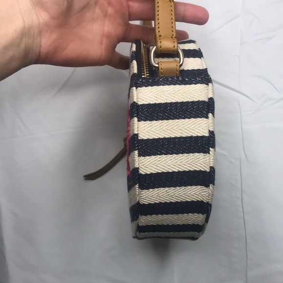 Chico’s Spring Circle Box Floral Stripe Purse with Card Slots - Picture 6 of 15